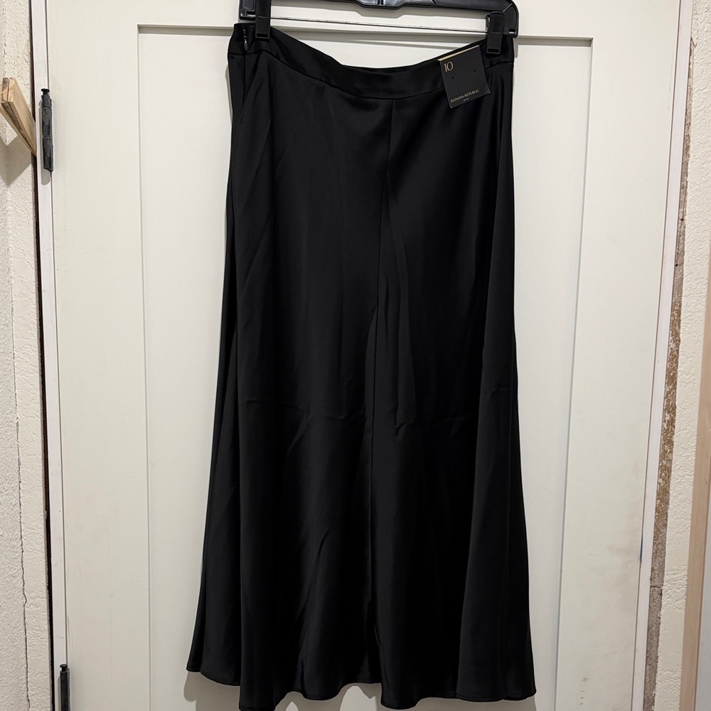 NWT Banana Republic Silky Midi Skirt - Picture 4 of 5
